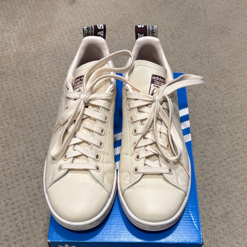 Adidas Ivory Size 7 Stan Smith Sneakers